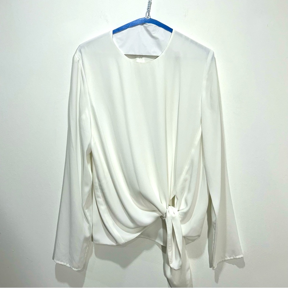 ARITZIA BABATON White Tadema Long Sleeve Blouse in Women's Size Medium